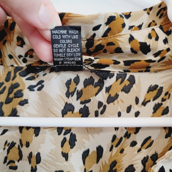💕 Club Z Collection Cheetah Animal Print Top Size 2X - Picture 3 of 16